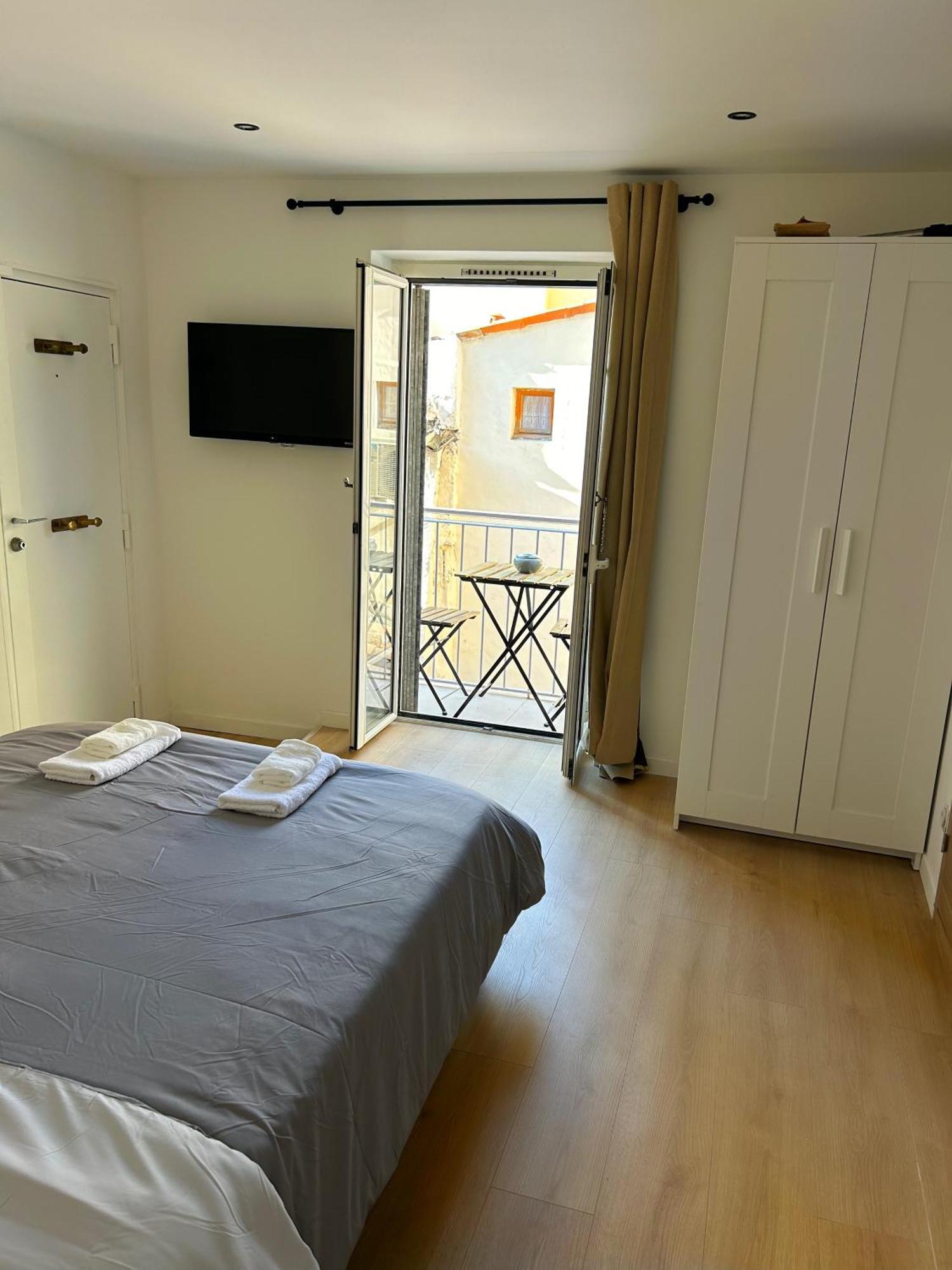 Charmant 3 Pieces Renove Au Coeur Du Vieil Antibes Exterior photo